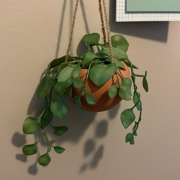 Hello Spring Sign & Mini Planter - Picture 3 of 3